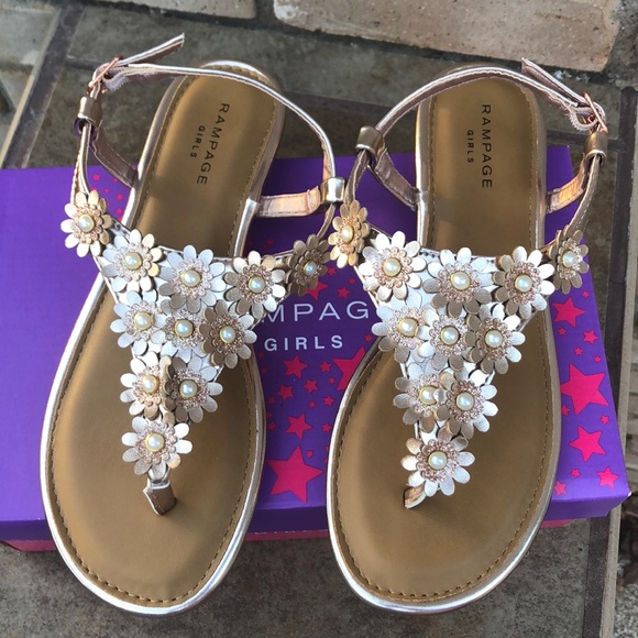 NEW Rampage Girls Sandals Brianna Rose Gold Sz 5 M (sizes 2 & 4 also Available) - Picture 3 of 12